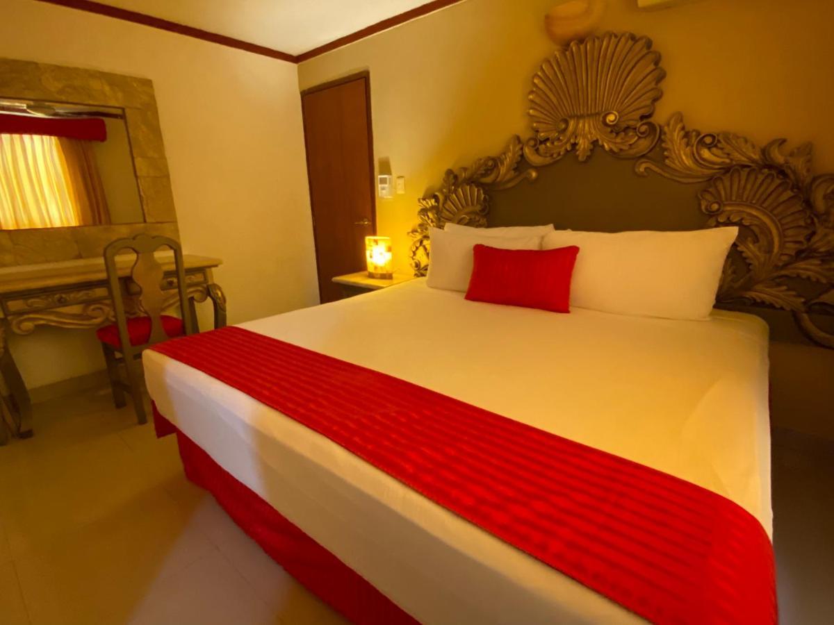Hotel Las Golondrinas Плая-дель-Кармен Экстерьер фото