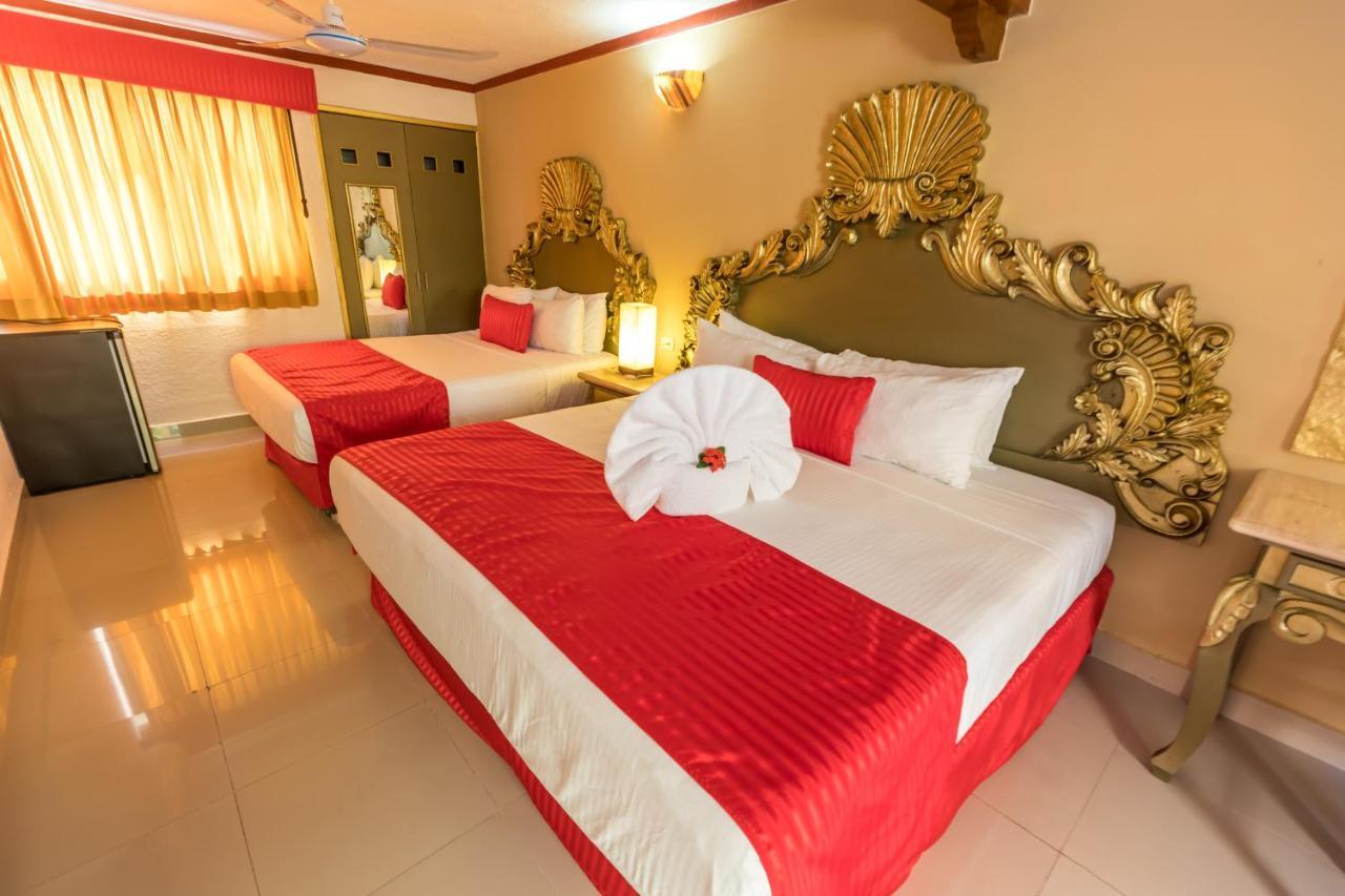 Hotel Las Golondrinas Плая-дель-Кармен Экстерьер фото