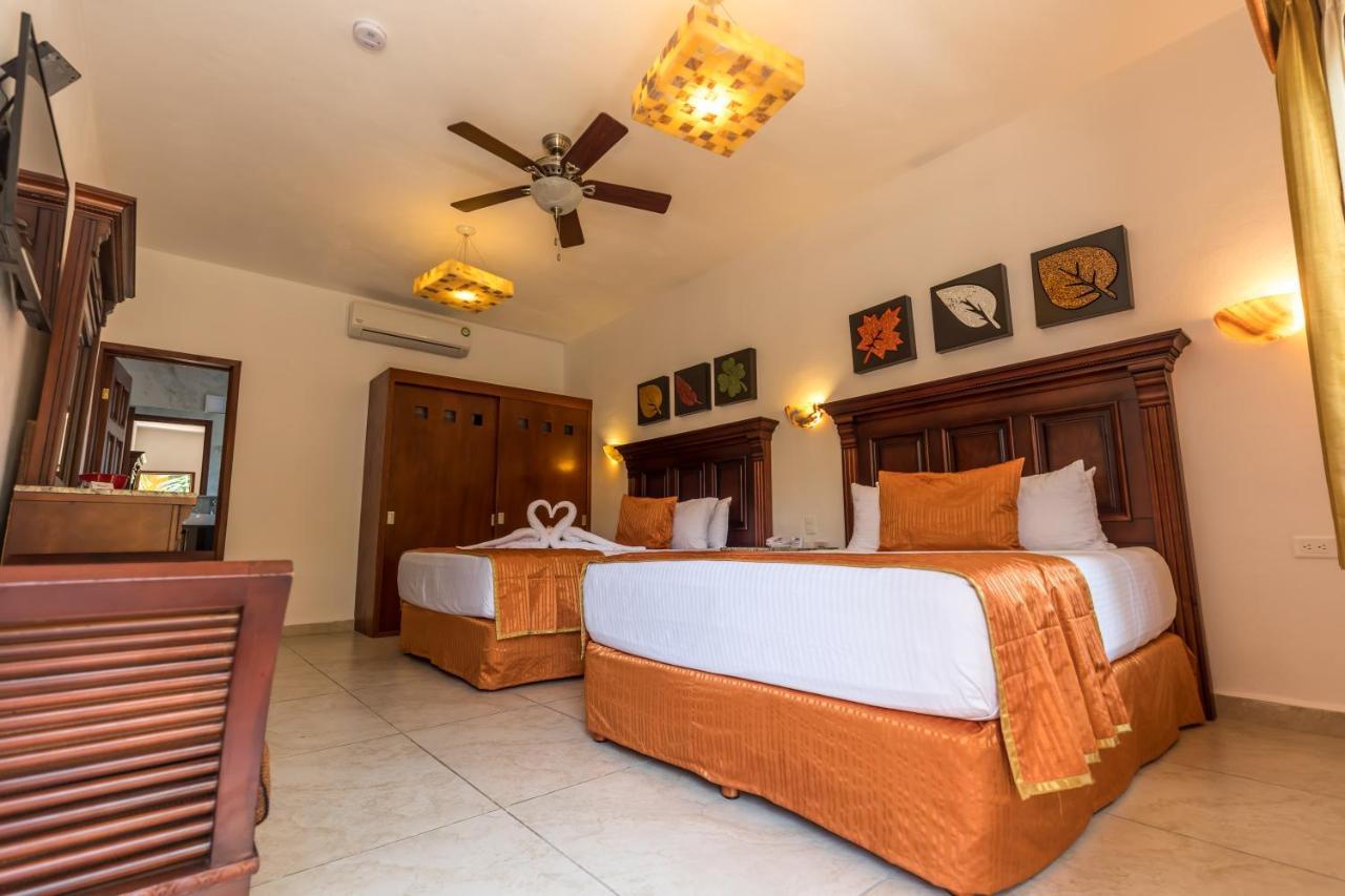 Hotel Las Golondrinas Плая-дель-Кармен Экстерьер фото